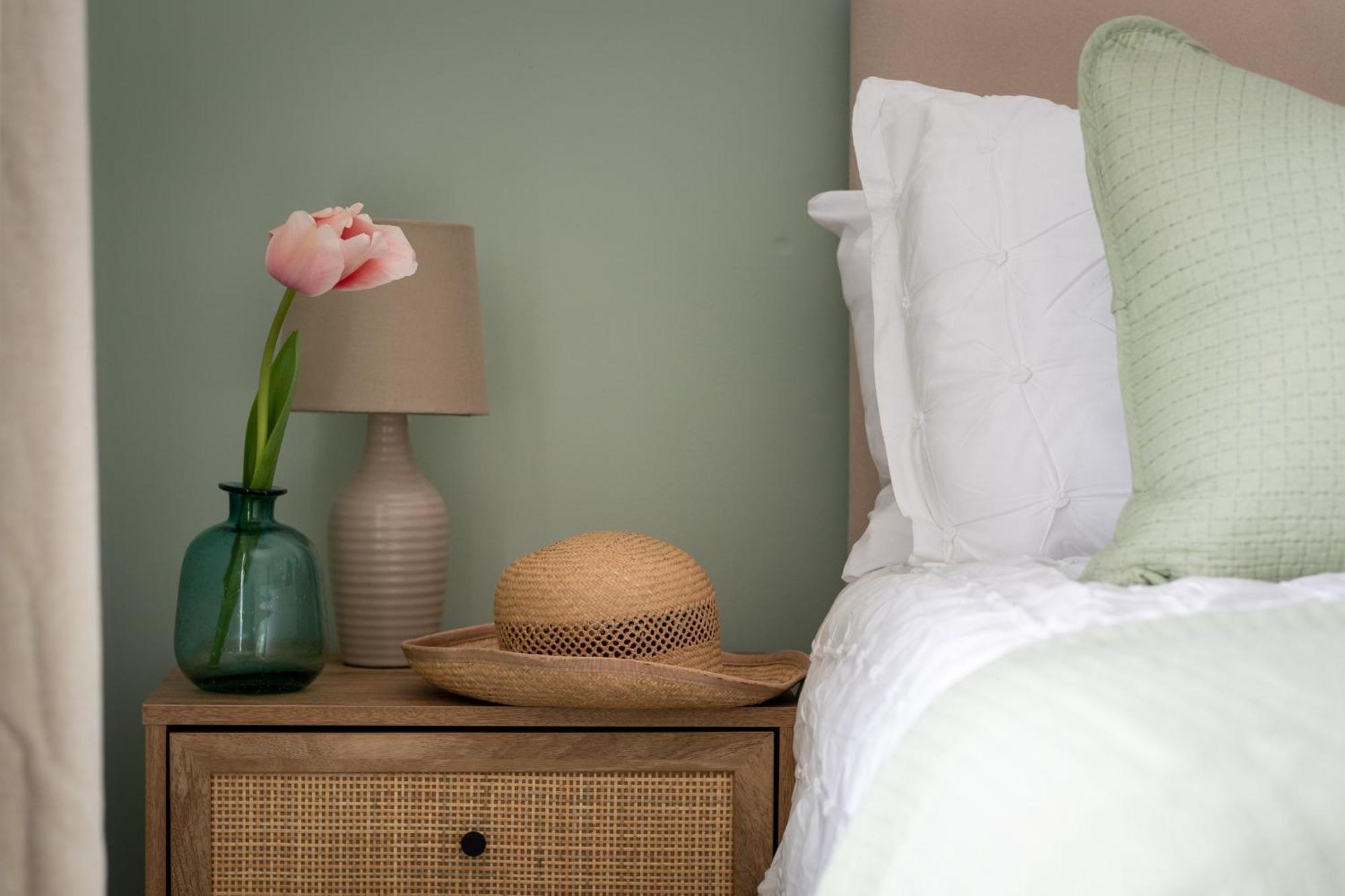 Lawsons Place - Family-Friendly Apartment With Parking On Babbacombe Downs In Torquay Exteriör bild
