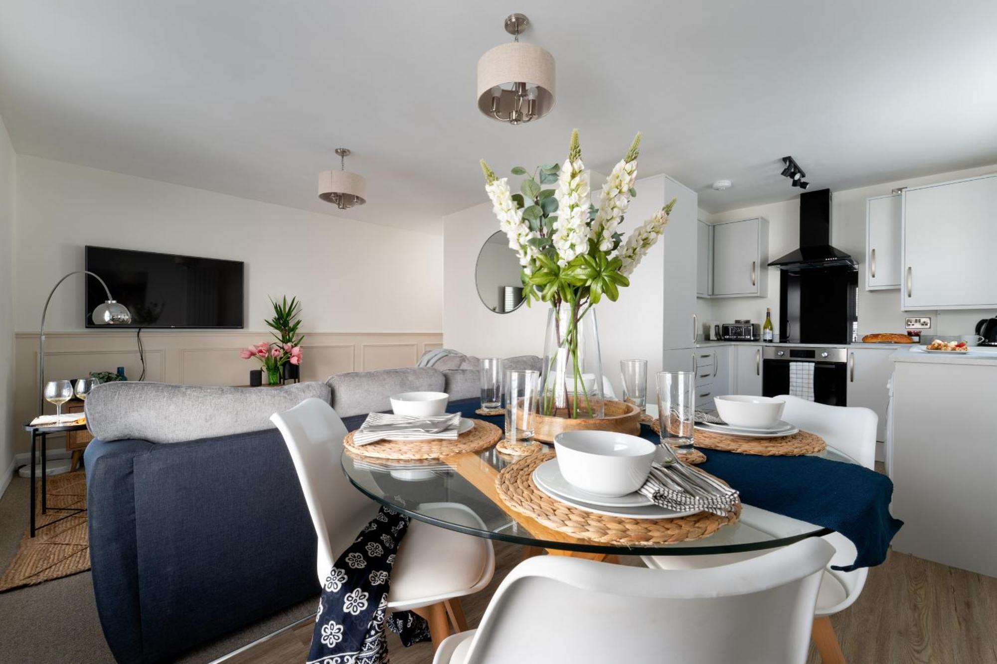 Lawsons Place - Family-Friendly Apartment With Parking On Babbacombe Downs In Torquay Exteriör bild
